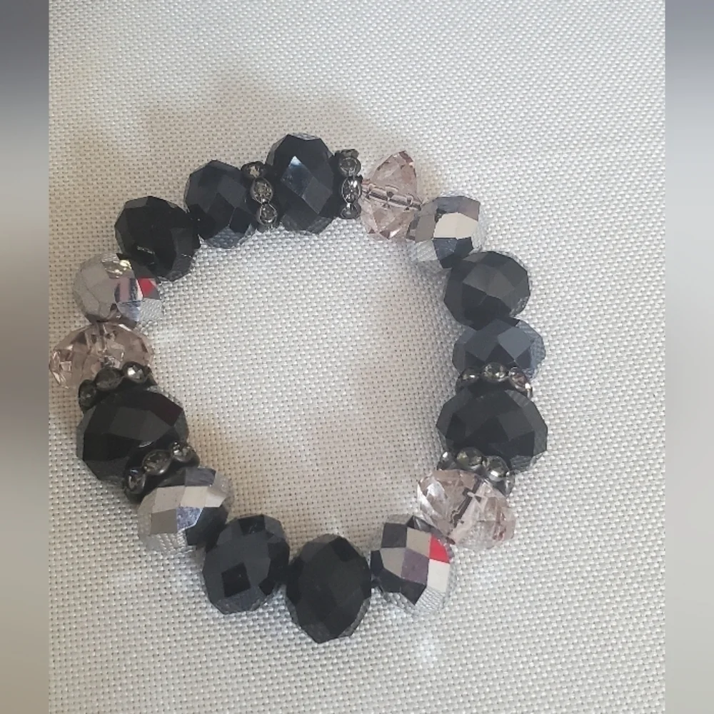N/A black silver